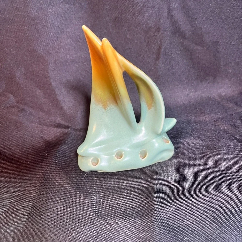 Haldeman Caliente #72 Sailboat Flower Frog California  Turquoise Sunset Glaze‎